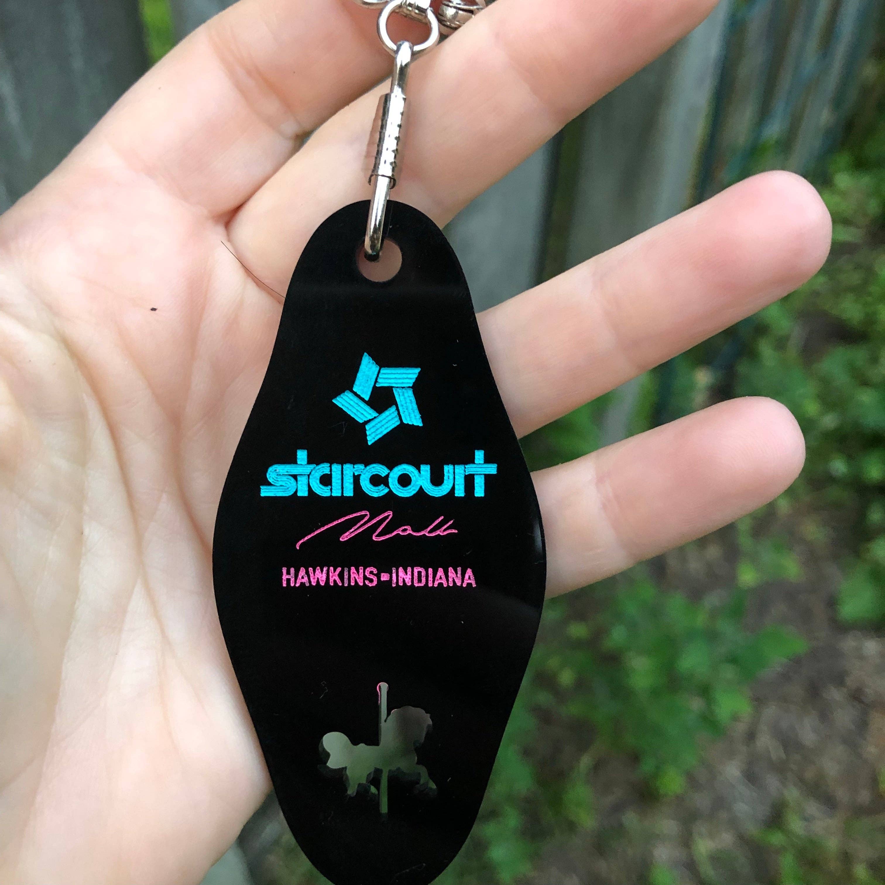 The Foxy Hipster – Großhandel Schlüsselanhänger – Damen – Starcourt Mall Schlüsselanhänger1