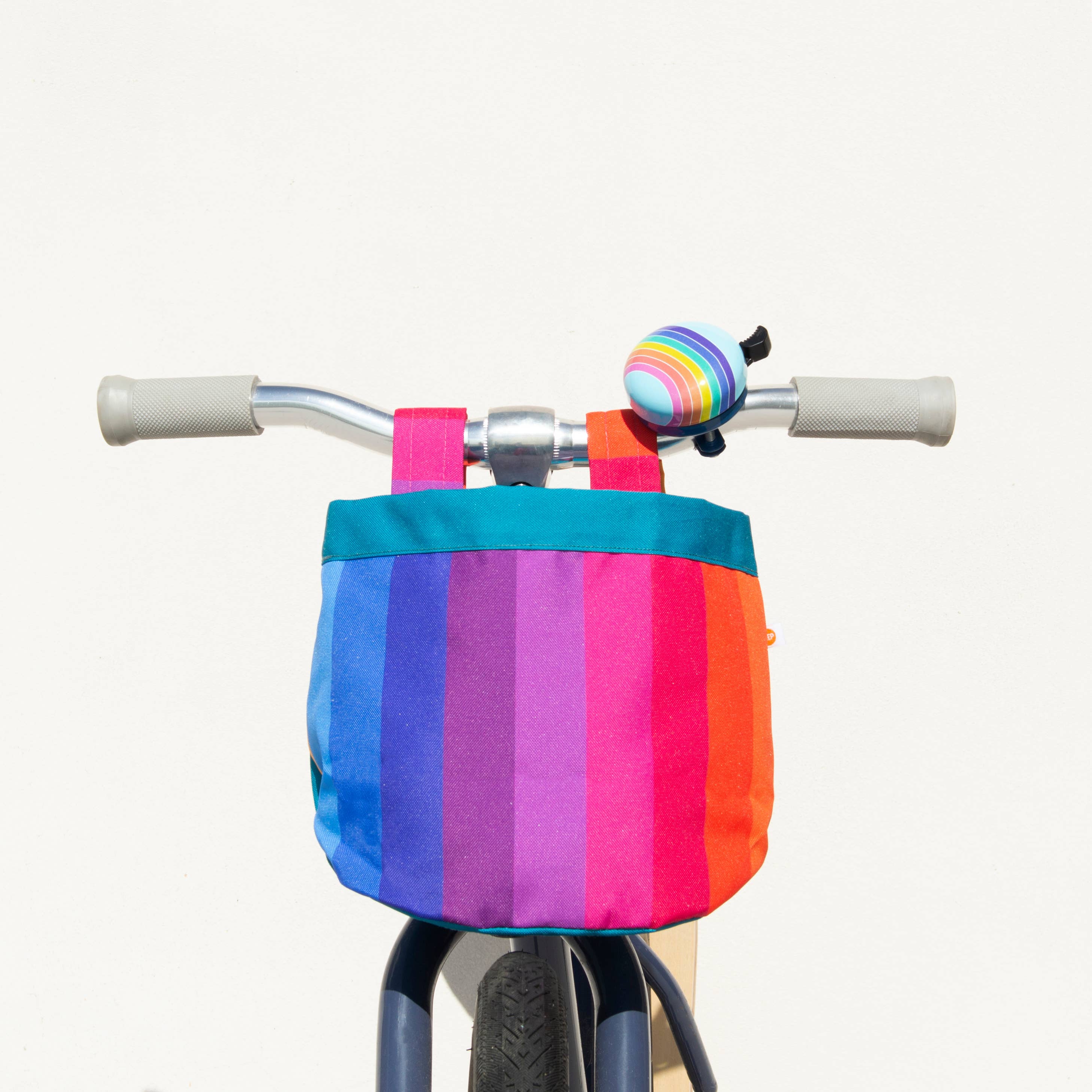 Beep – wholesale Biking accessories – Rainbow Bike & Scooter Front Canvas Basket