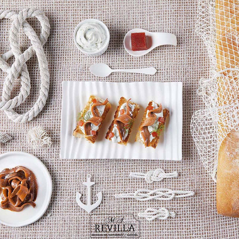 Made in Spain – wholesale Konserverad fisk – Ansjovis M.A. Revilla – 50 g oljeburk2