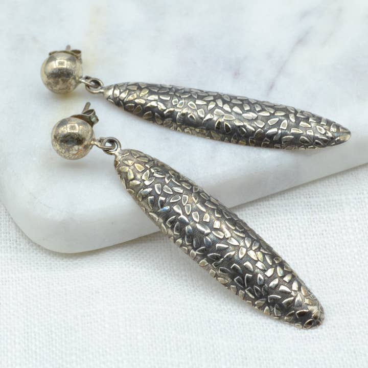 Långkorniga silverörhängen för wholesale av Didi Bahini Fair Trade