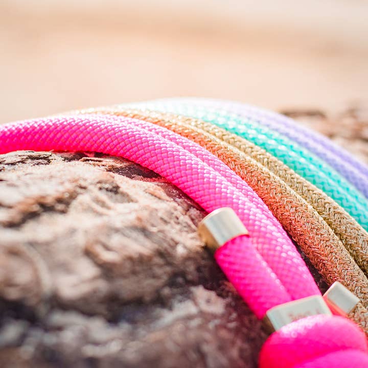 Frimousse Dog - Wholesale Pet Leash - Dog - Paracord leash for dogs “Neon pink”2