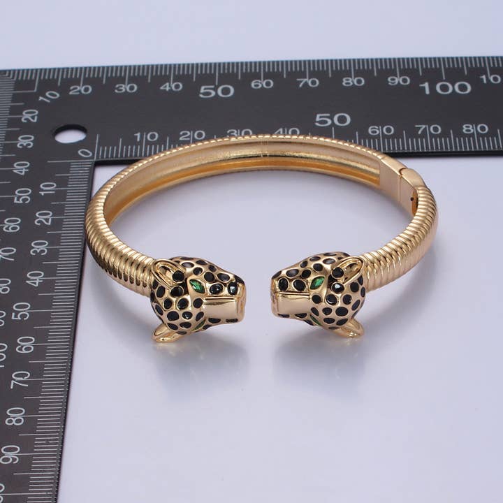 Aim Eternal – Großhandel Armreif – Zierlicher, goldfarbener, silberner Panther-Armreif, stapelbar3