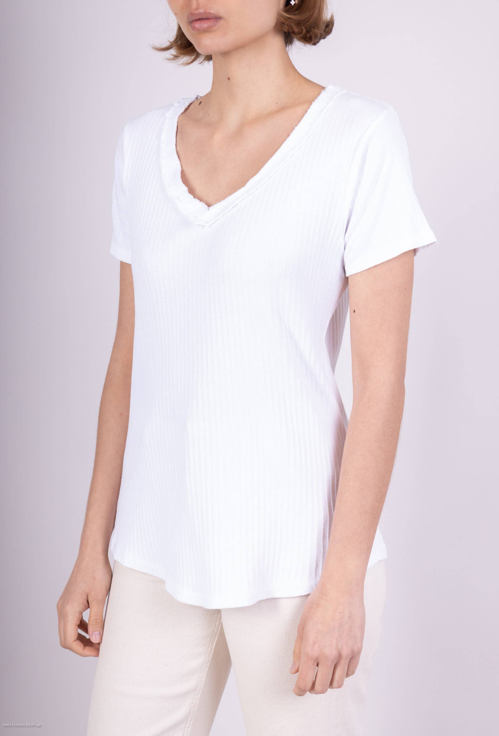 L'Emotion - Wholesale T-Shirt - Women's - Pleated V-Neck Cotton T-Shirt5