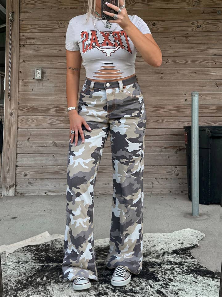 Vintage Style Camo Straight Leg Relaxed Cotton Pants for wholesale by Rosa Clothing
