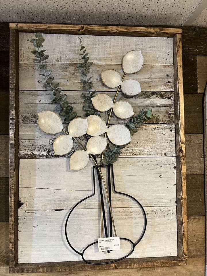 Eukalyptusvas för wholesale av Rae Ray's Decor & More