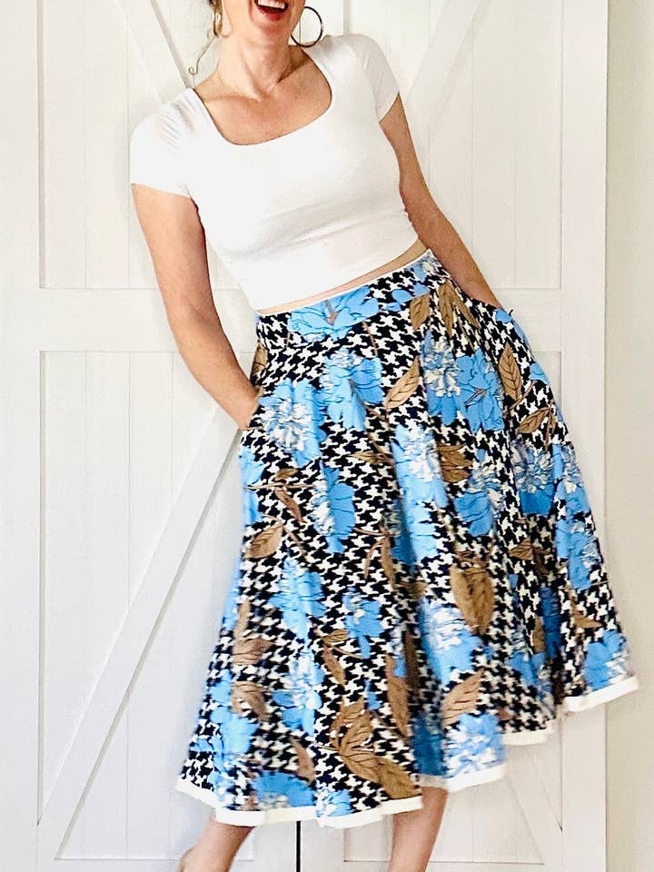 Roses Are Blue Circle Rok voor wholesale door Aerial Clothing sRQ