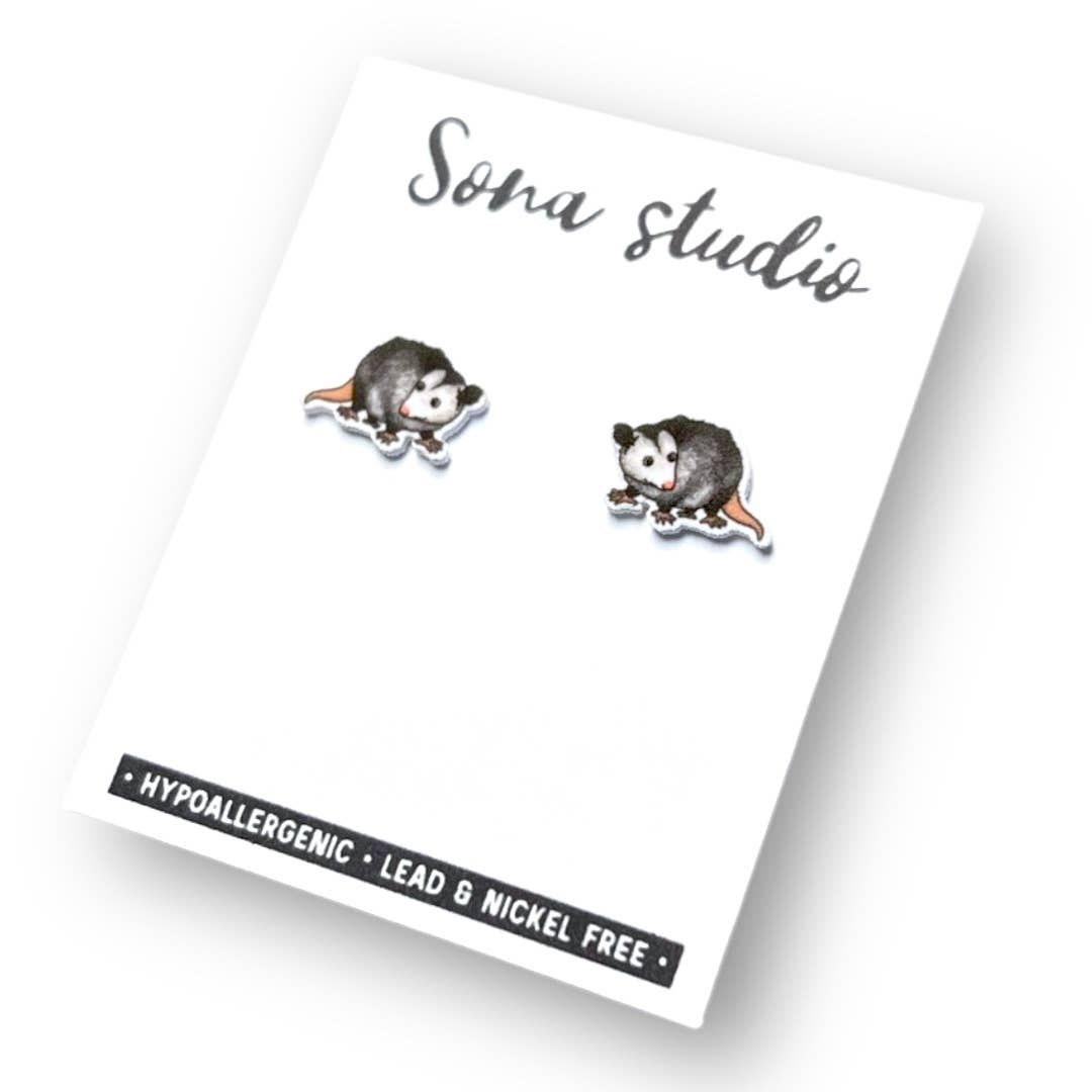 Sona Studio - Vente Clous d'oreille - Boucles d'oreilles mignonnes opossum1