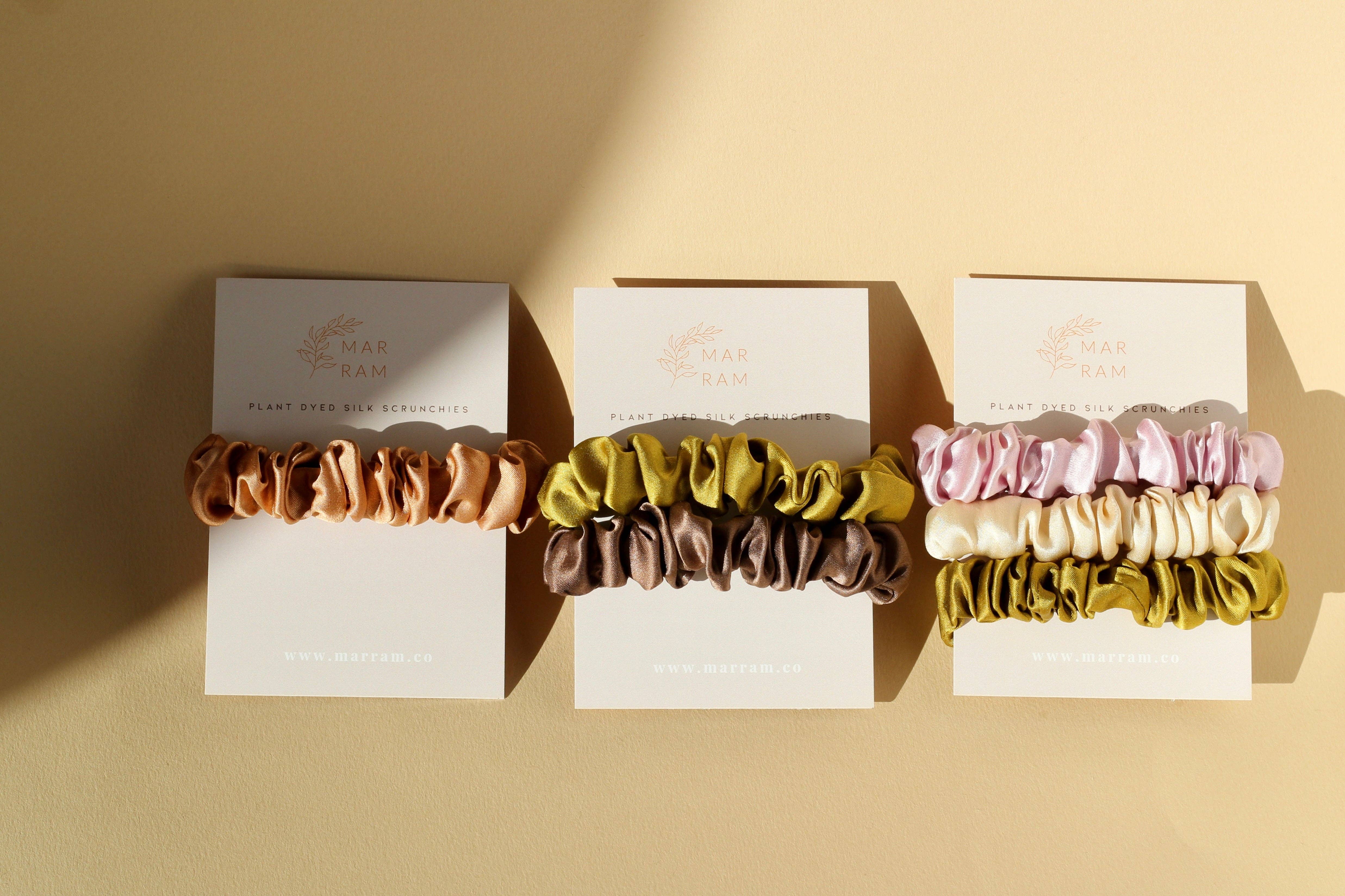 Marram - Vendita all'ingrosso Scrunchie - Donna - Scrunchie sottili in raso di seta tinta con piante3