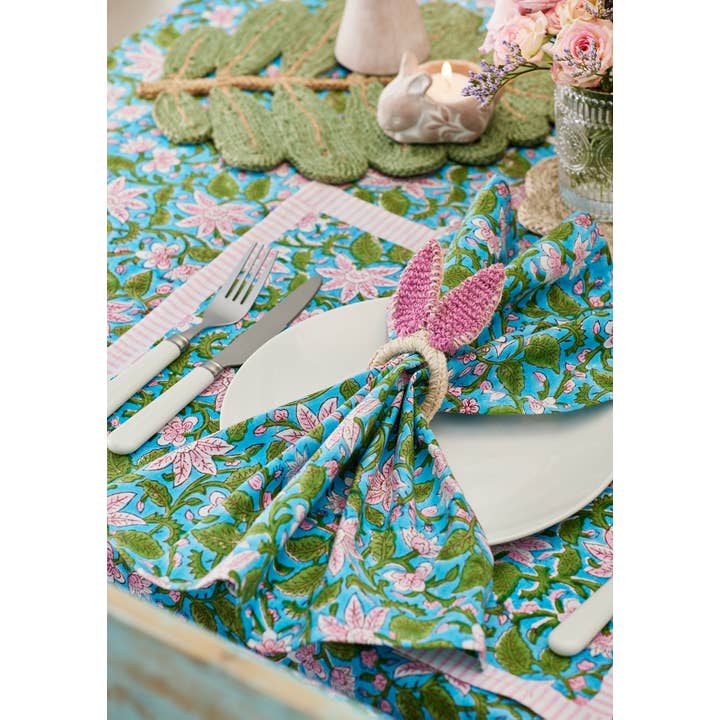 Namaste – Großhandel Papier- & Stoffserviette – Blockdruck-Serviette – Lilienmuster2