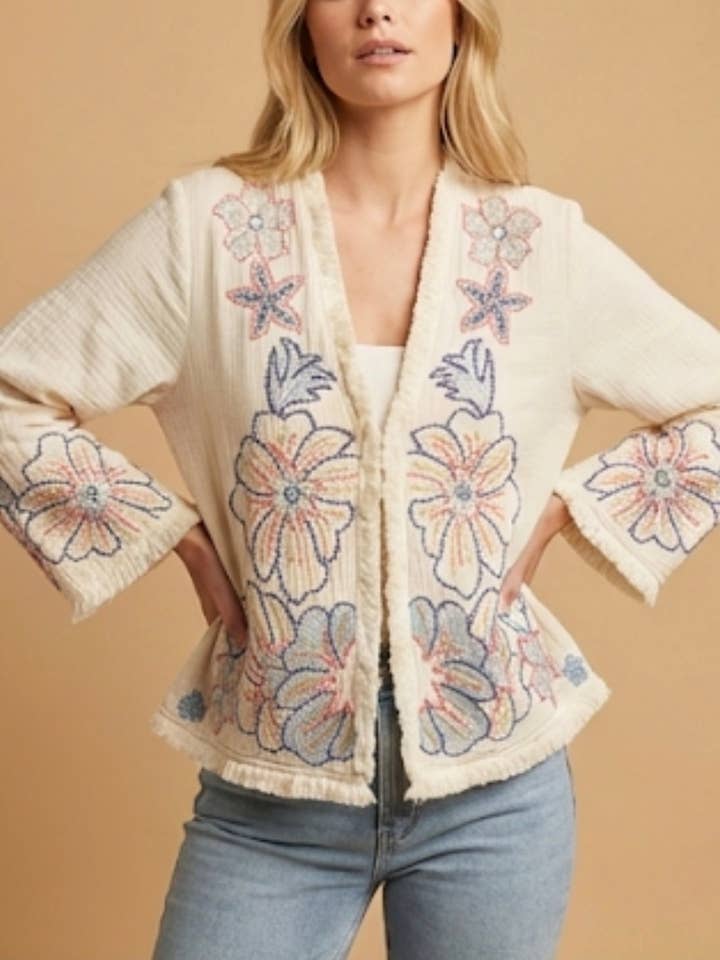 2441 beige con bordados florales para venta al por mayor de Lilie Rose