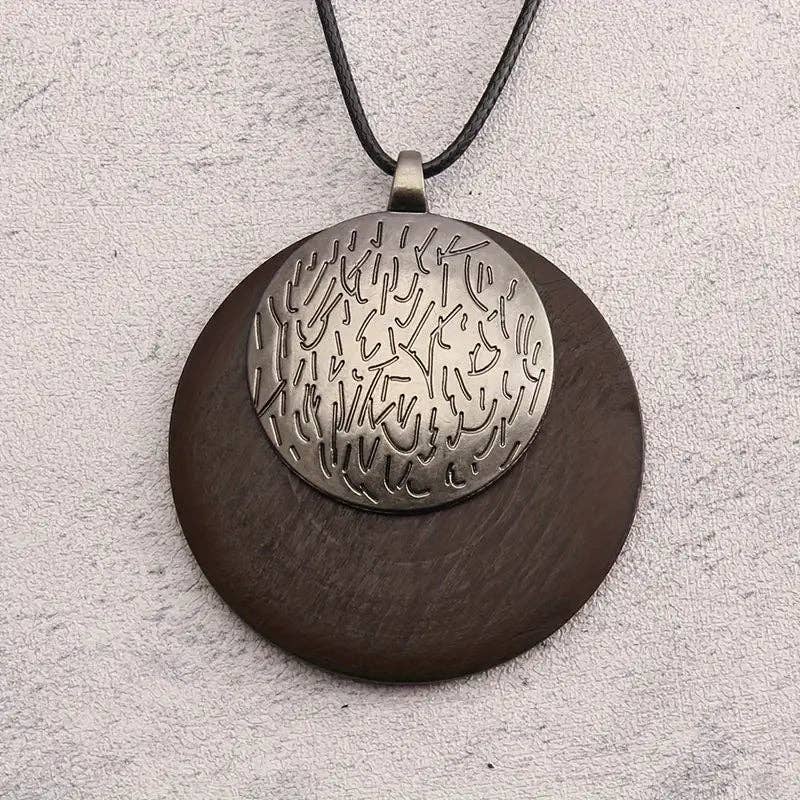 Huis Van Merken - Venta al por mayor Collares con colgantes/abalorios - Collar colgante bohemio retro de aleación estilo étnico para mujer4