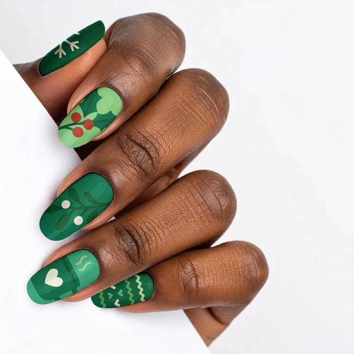 FYNE BODY - Wholesale Press-On/Fake Nails - Evergreen Dazzle Enchantment Press-On Nails68