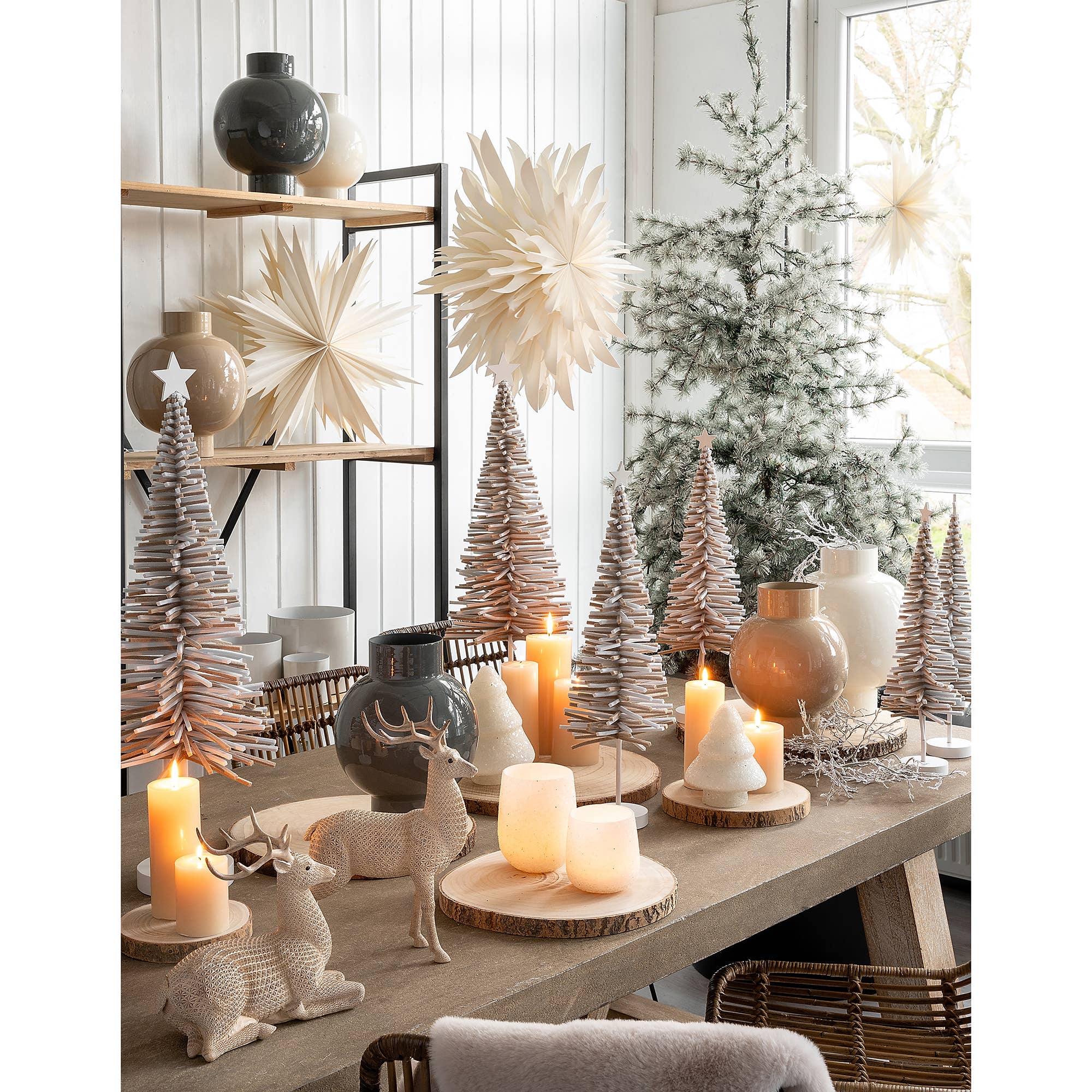 Vosteen - Vendita all'ingrosso Taglieri - Fetta in legno Howard, D30-35cm, H2.5cm, naturale1