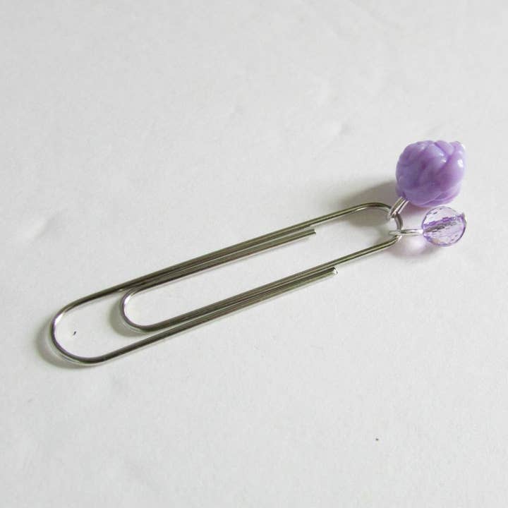 Breloque trombone rose pour la vente par Satin Doll & Co.