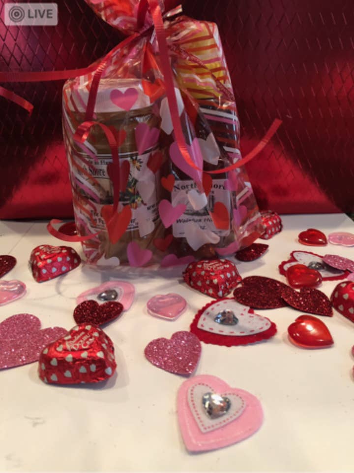 Valentine’s Day! Gift Pack for wholesale by North Shore Goodies