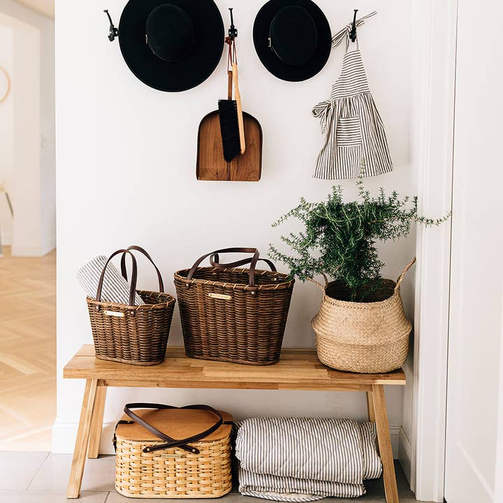 Millstream Home - Wholesale Dusting Brush & Duster - The Wood and Leather Dustpan