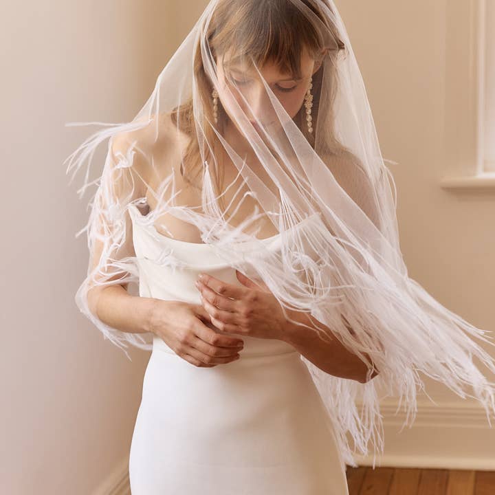 Dove Grey Accessories - Wholesale Veil - Women's - Samantha Ostrich Feather Trimmed Veil