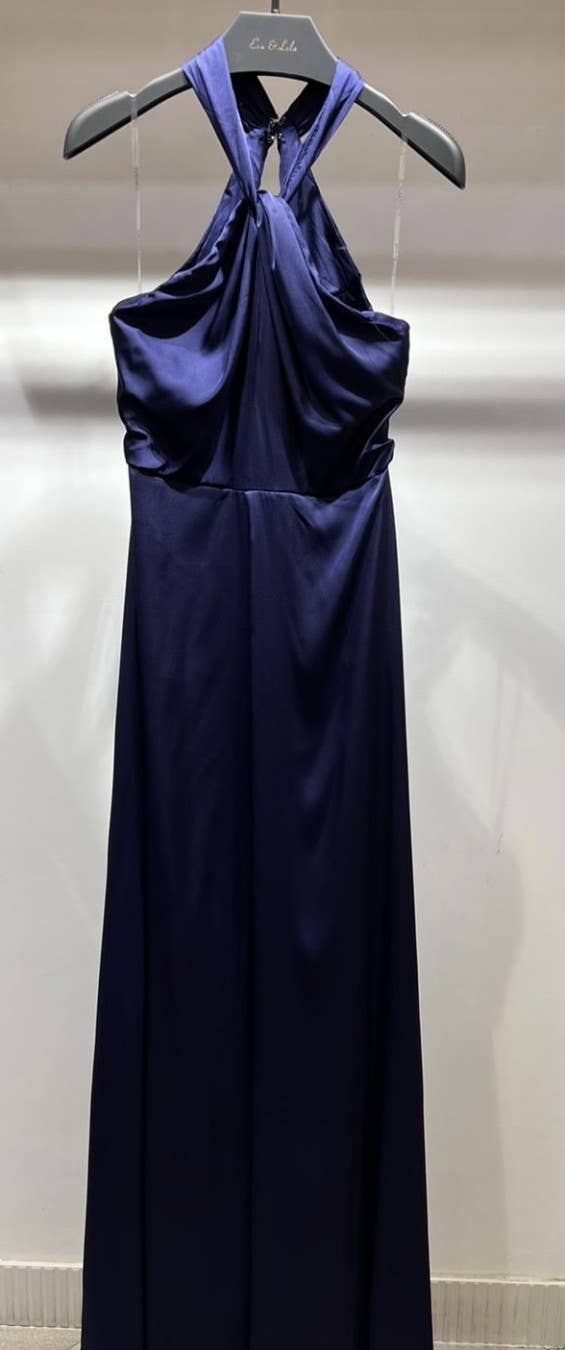 Eva & Lola - Epsilonn – Großhandel Abendkleid – Damen – Langes Satinkleid mit Rückenausschnitt und Beinschlitz – R14598