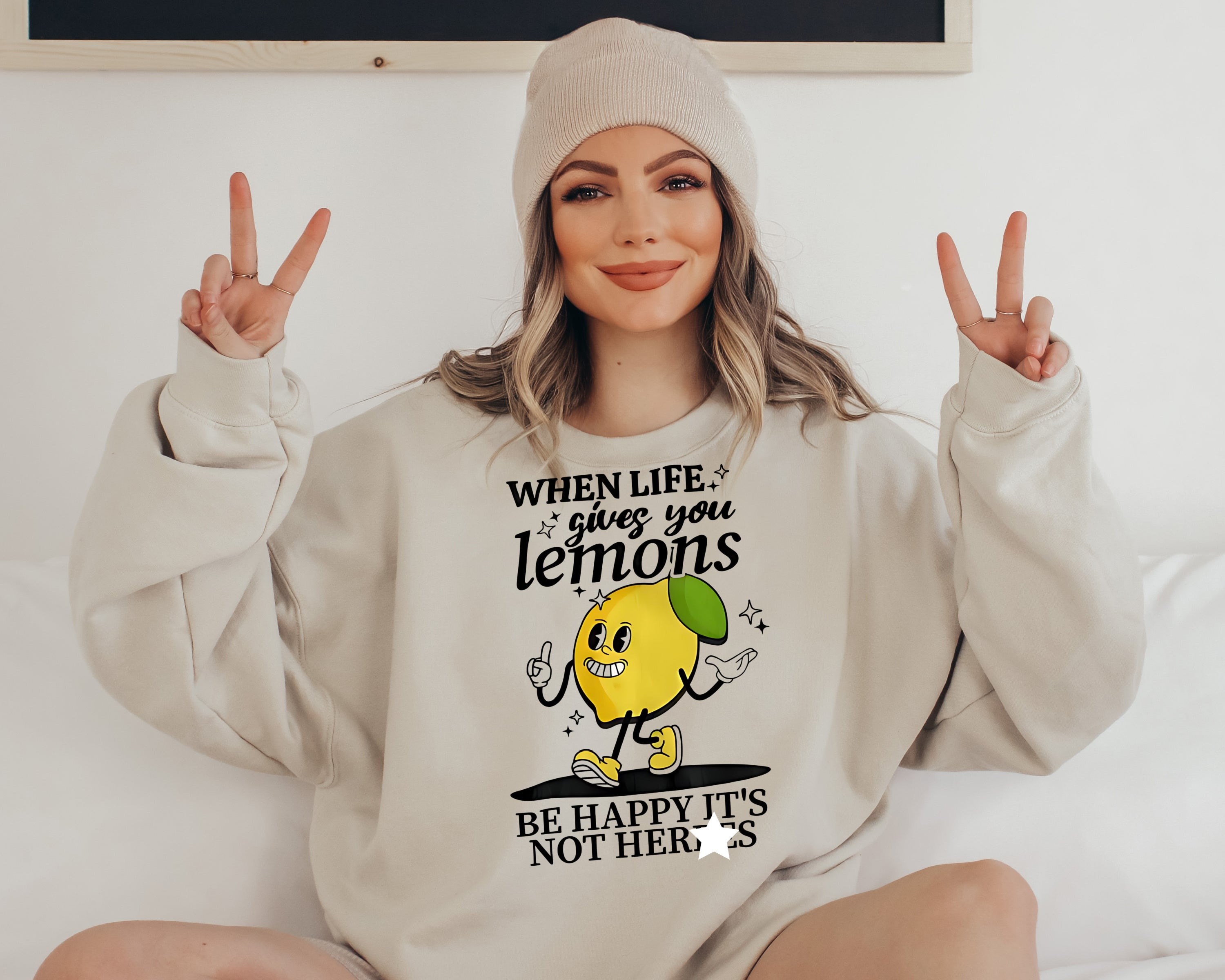 STRONG N FREE CDN – wholesale Graphic sweatshirt – Unisex – T-Shirt Crewneck Sweatshirt Hoodie When Life Gives You Lemons Funny Adult Design1