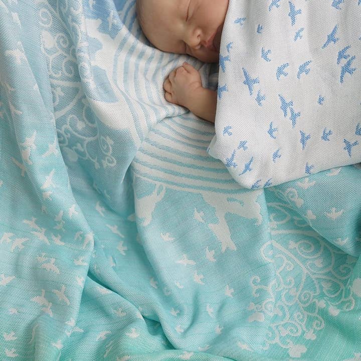 KOKADI - Wholesale Salt & Pepper Shaker Set - Napkin/écharpe Max au pays des merveilles1