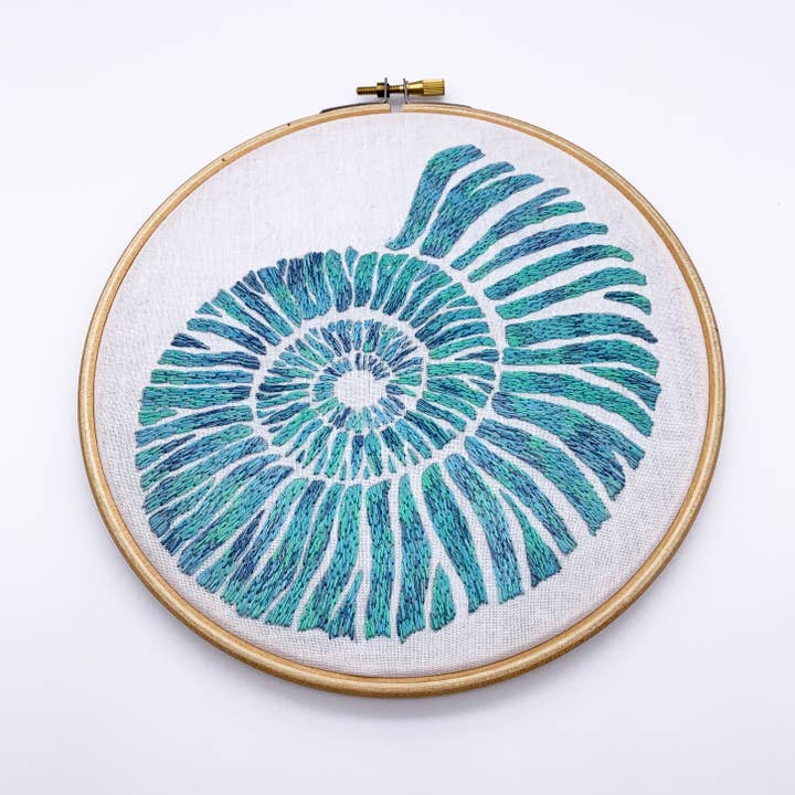 Cinnamon Stitching - Wholesale Craft Sewing Kit - Ammonite Embroidery Kit4