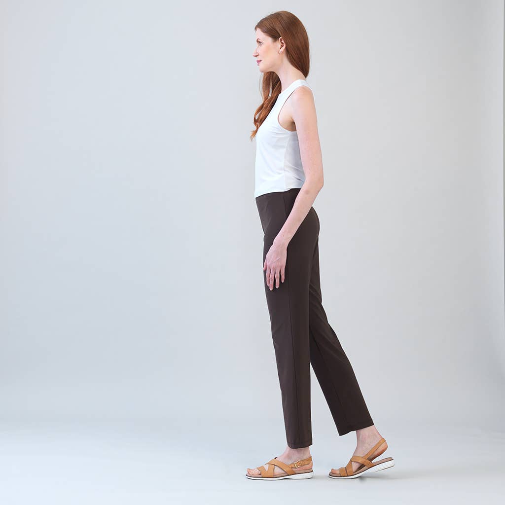 Clara Sunwoo - Wholesale Broek - Dames - 3PT - Kenmerkende broek met rechte pijpen1