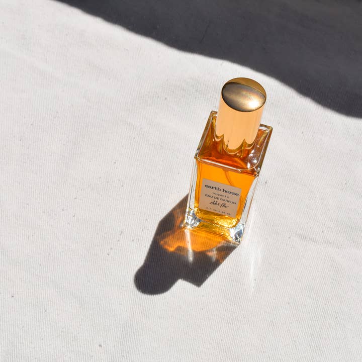 Ebb & Flow - Wholesale Perfume/Eau de Toilette - Earth Horse - Organic Perfume - Vetiver x Sandalwood x Amber