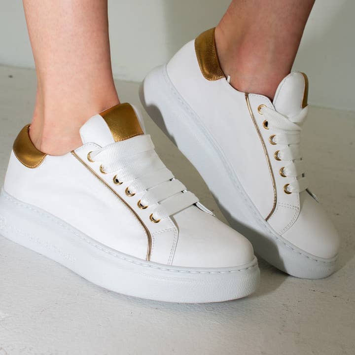 åska för wholesale av Cynthia Richard