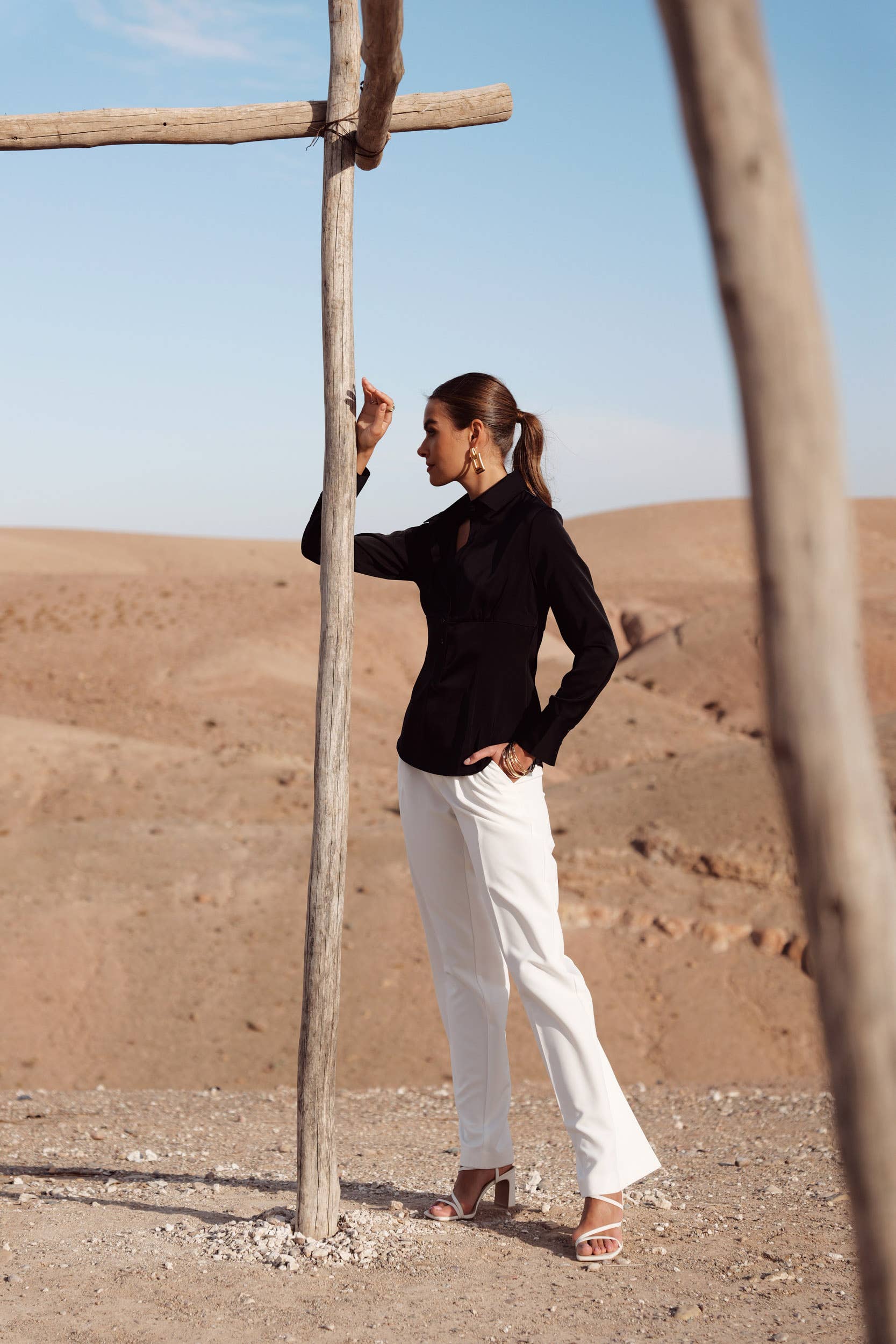 Attentif Paris - Wholesale Button Down Shirt - Women's - Satin corset shirt with lapel collar25