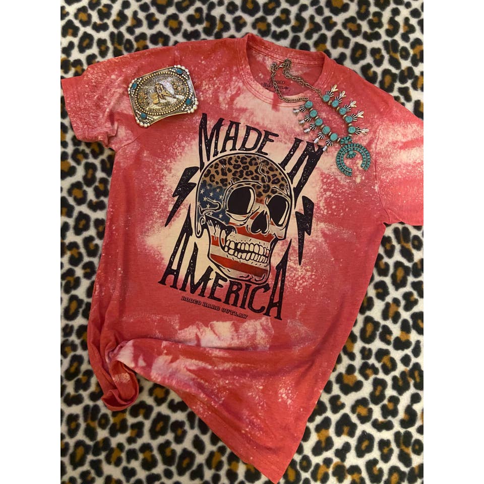 Tillverkad i Amerika Blekt Western Graphic Tee | Rodeo Tee Tee för wholesale av Rowdy Rowels