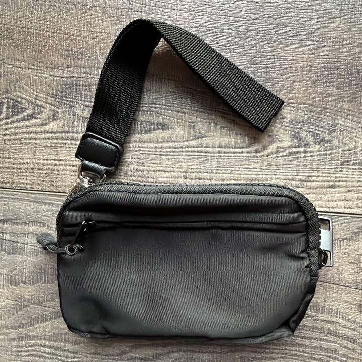 JILLIAN INK LLC - Wholesale Wallet - Women's - Nylon Pouch Wallet with Wristlet Strap