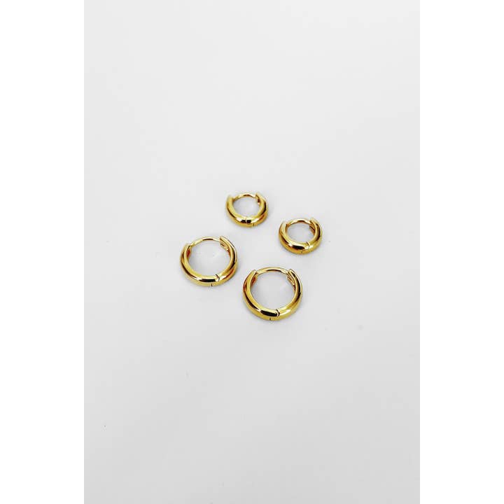 Kara Yoo - Wholesale Huggie Earrings - Norma Huggie Hoops
