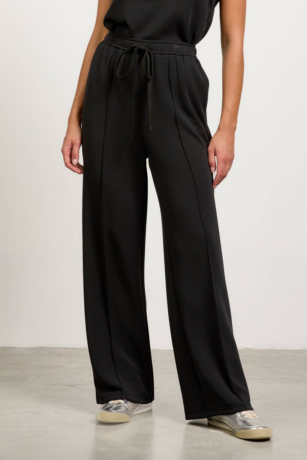 SKIES ARE BLUE - Wholesale Pants - Women's - Soft Modal Easy Pull Up Pants0