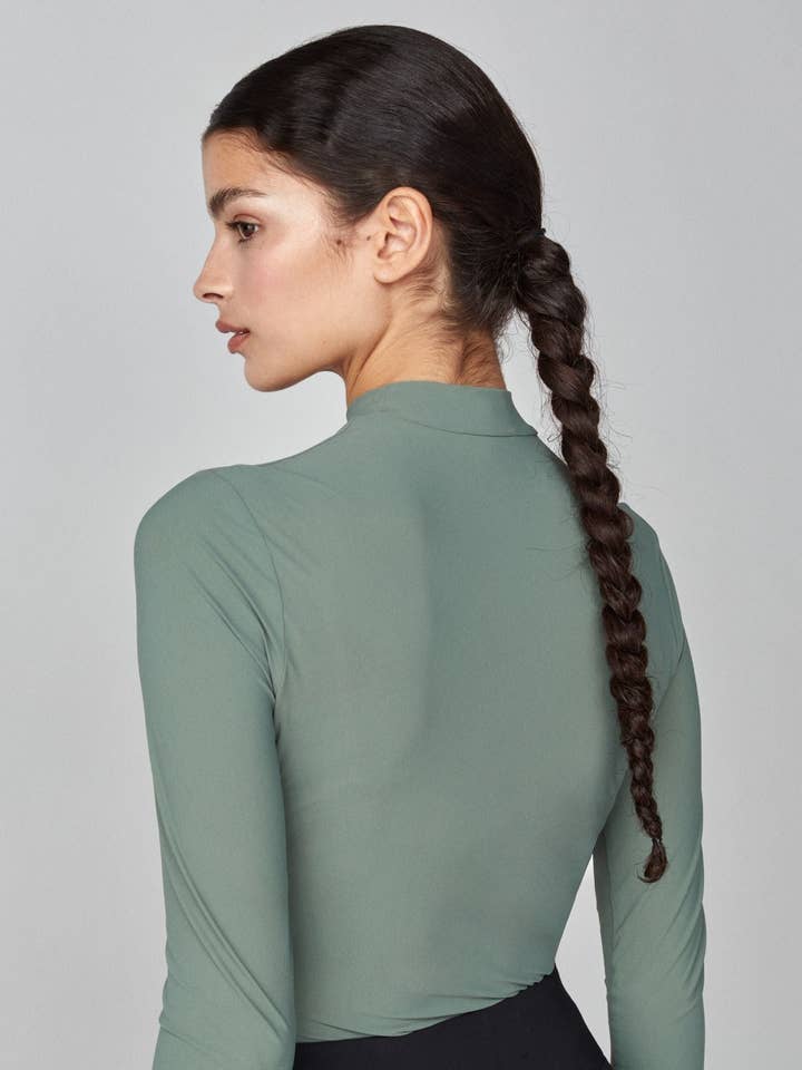 Lightweight Long Sleeve Sage Green for wholesale on Faire5