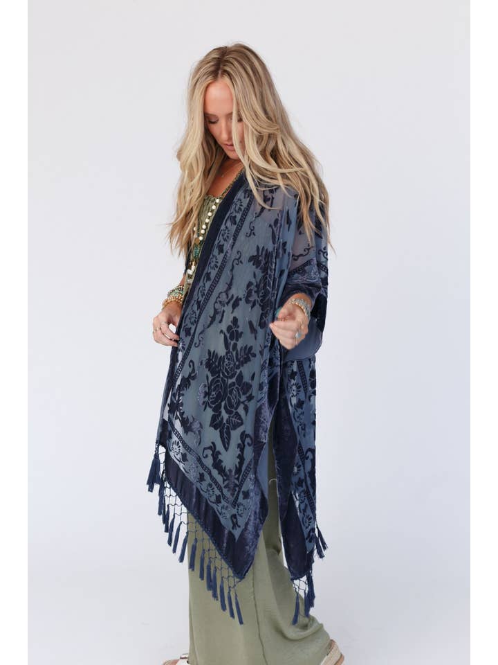 Three Bird Nest - Wholesale Kimono - Women's - Crushin' On You Velvet Kimono - Navy Blue