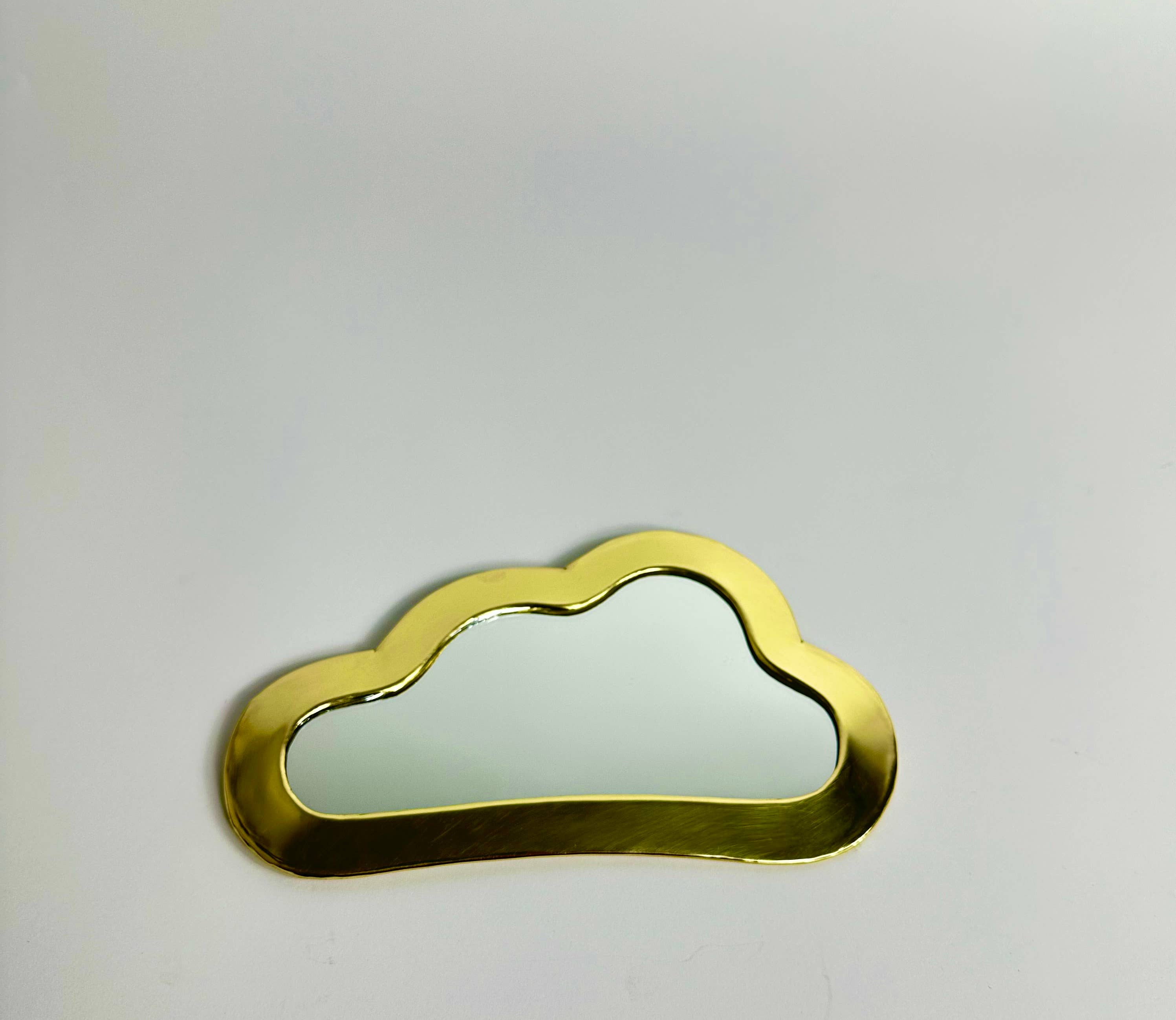 Mikwi – wholesale Väggspegel – Set med 4 molnspeglar i mässing, väggspegel för upphängning5