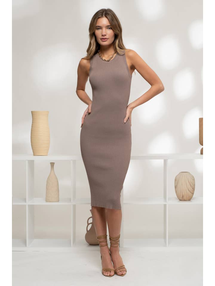 The Workshop Studio – Engroshandel Kjole - Dame – RIBSTRIKKET TANK MIDIKJOLE53