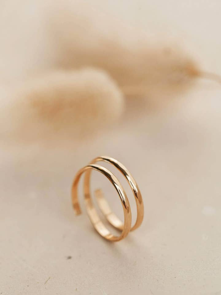 Anel Envolvente | Preenchimento de Ouro 14kt + Prata de 1ª Lei por atacado de Hello Adorn