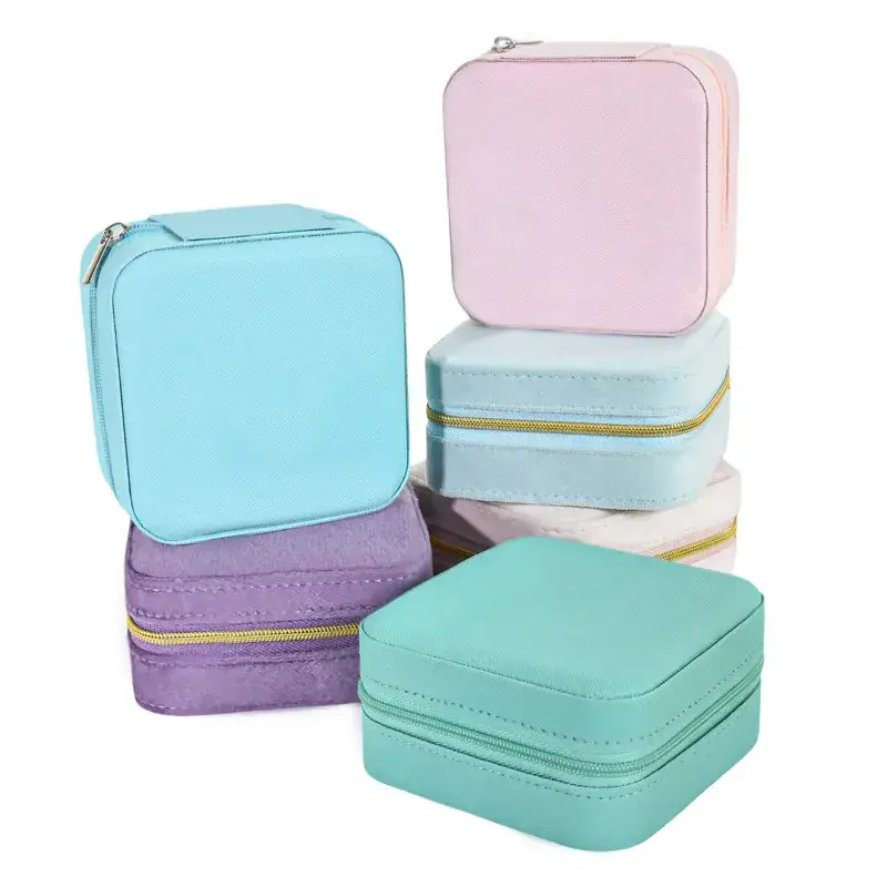 Magnifique Hearts - Wholesale Jewelry Box/Organizer - CLEARANCE: Random Color PU Travel Jewelry Box – 2 Sizes0