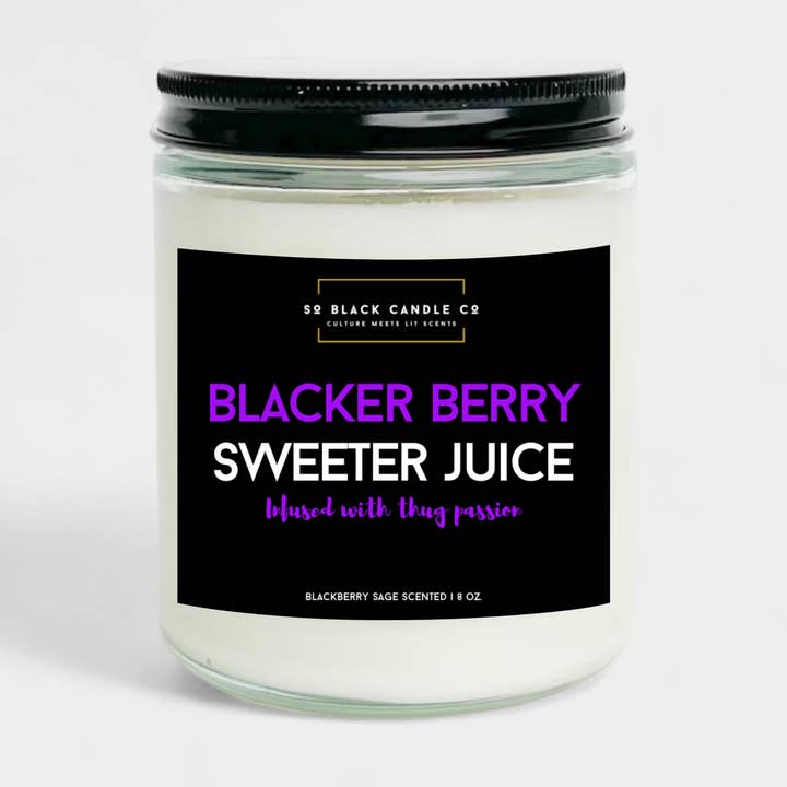 BOULETTE PLUS NOIRE, JUS PLUS SUCRÉ : Bougie Parfumée à la Mûre et à la Sauge pour la vente par So Black Candle Co.