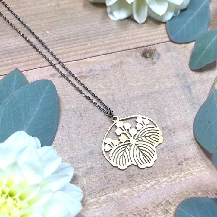 Collier Casey pour la vente par Harlow Jewelry