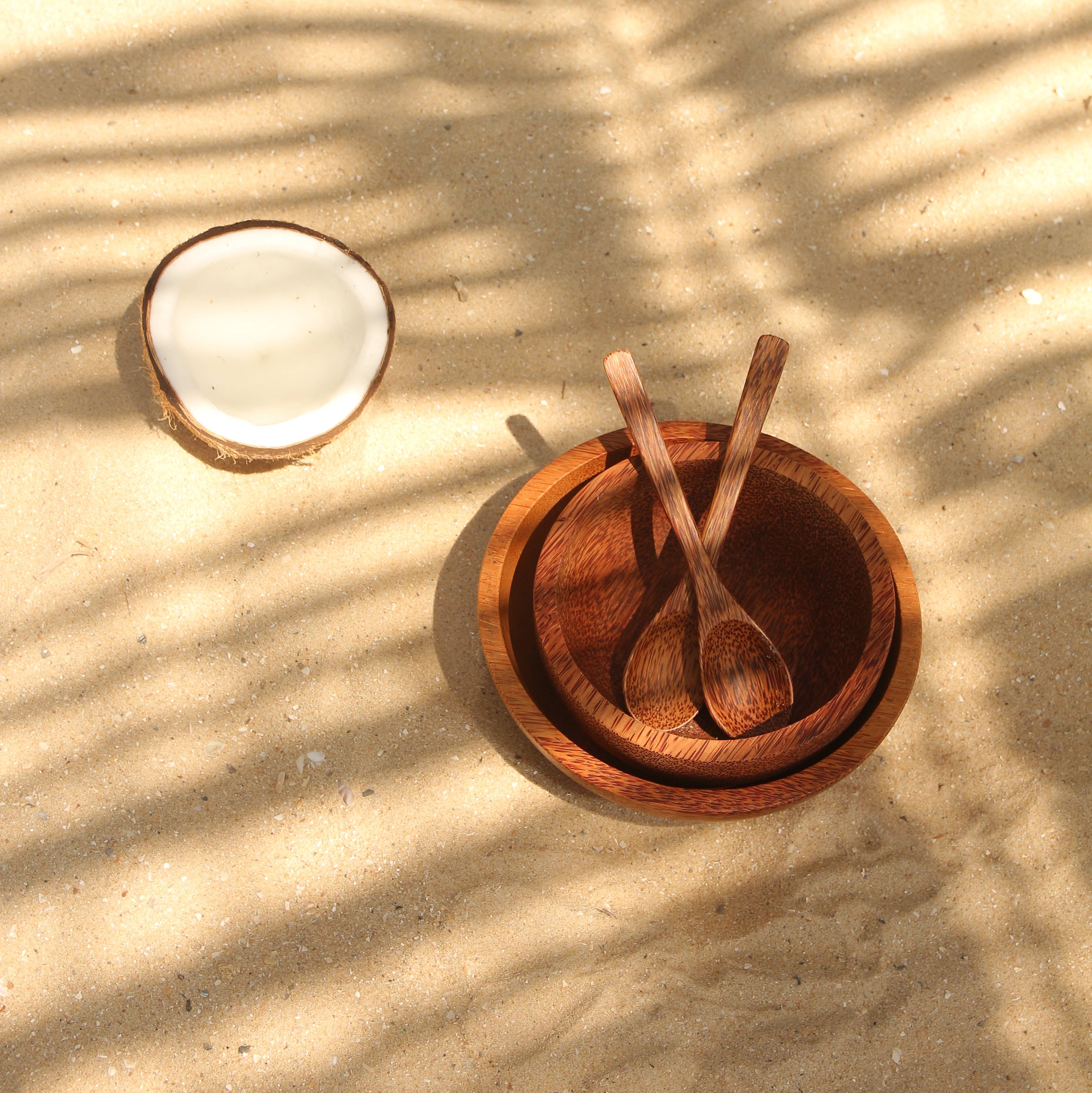 BALU - bowls & more - Wholesale Bowl - Palm Wood Bowl (Large)