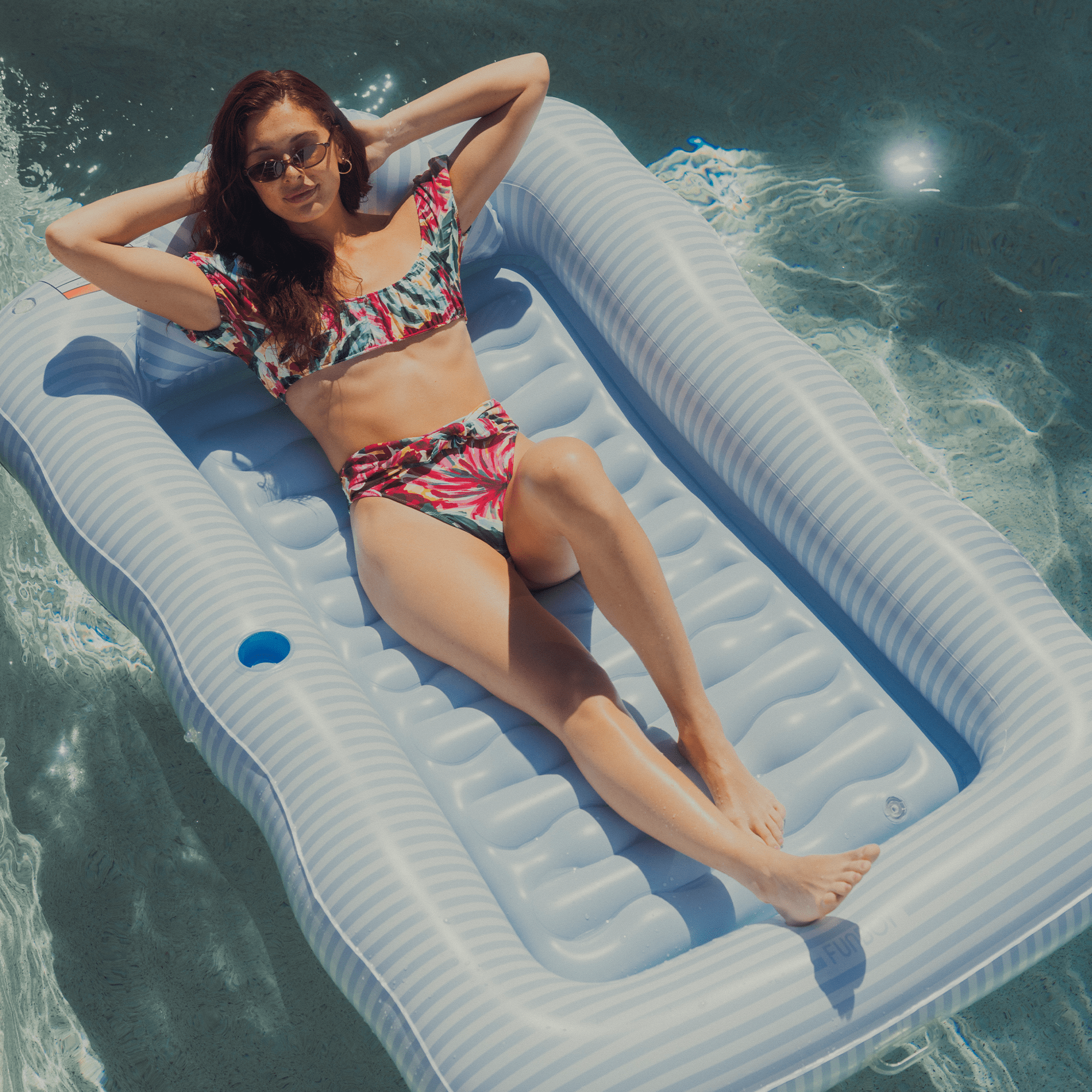 FUNBOY - Wholesale Inflatables - Tanning Pool Lounger2