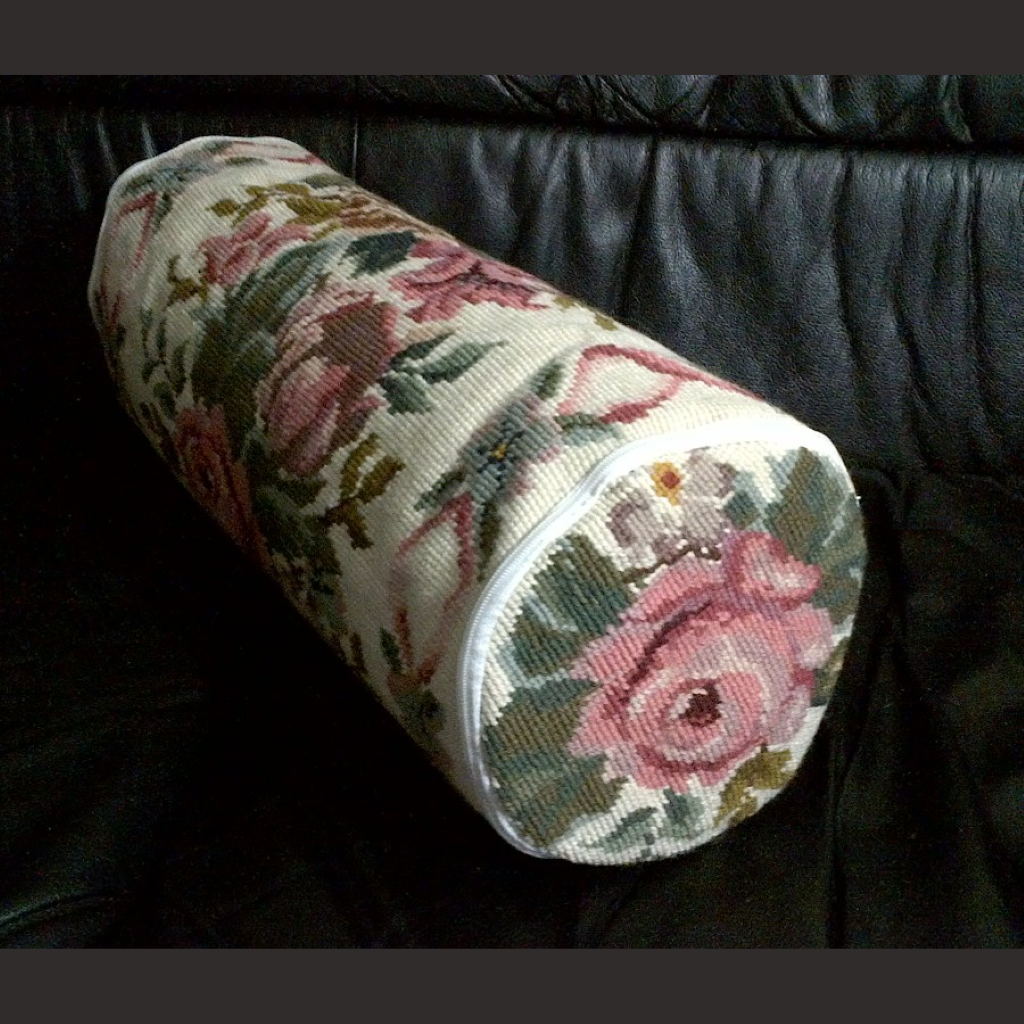 Eastern Sunrise Lace And Linens Inc. - Wholesale Throw Pillow Cover - Wool Needlepoint Ribbons & Roses Plus Special  Offer Package2