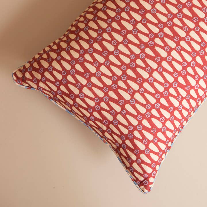 Mahe Homeware - Wholesale Throw/Decorative Pillow - Blue Pop Floral Cushion 40x607