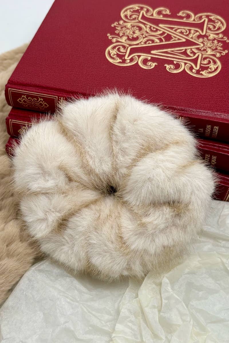 BYREN | ÉLINE L'ATELIER – wholesale Hair accessories set – Women’s – Faux fur scrunchie FQ8YJ1