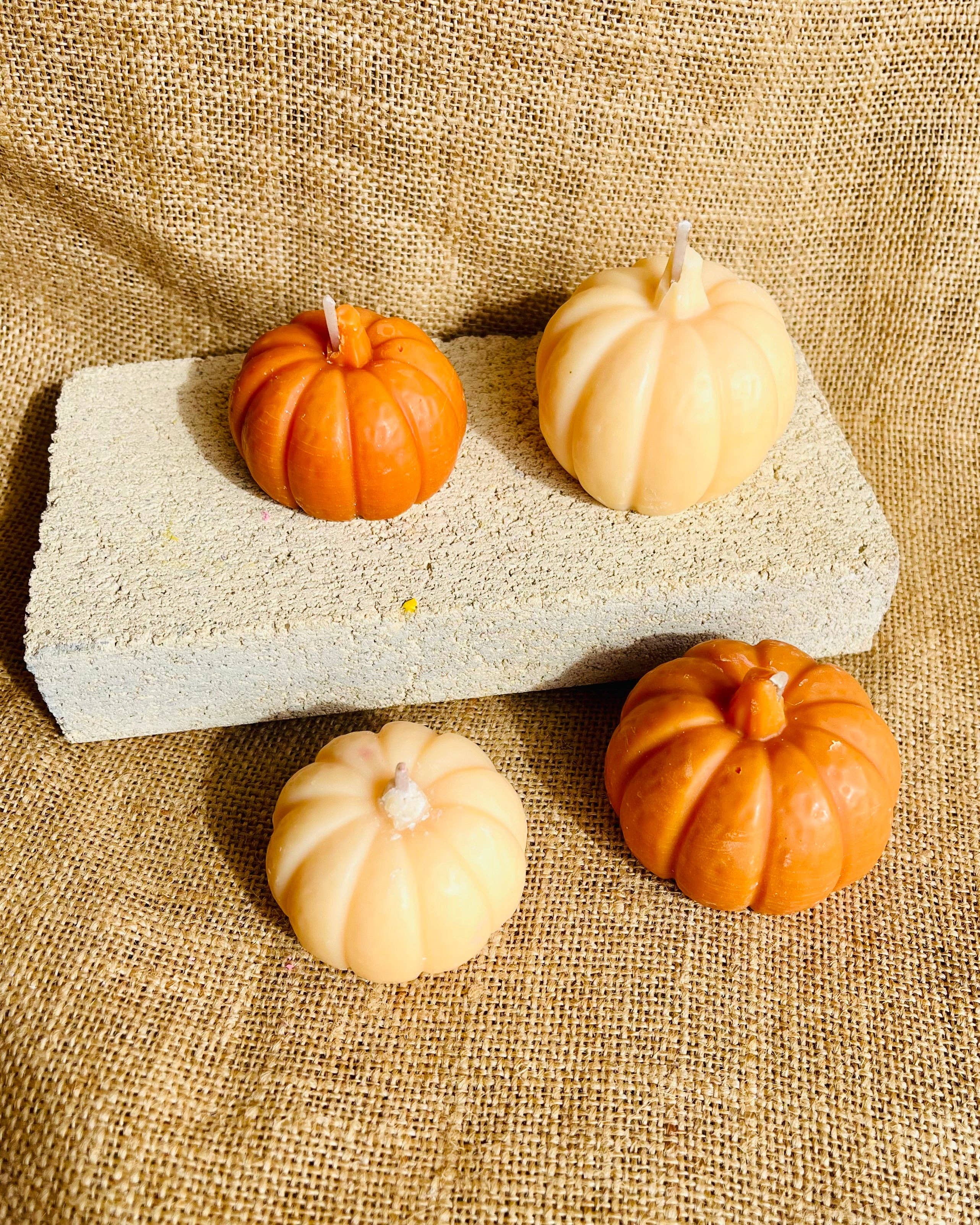 Kourage & co - Vente Bougies originales - Bougies en cire de soja en forme de citrouille5