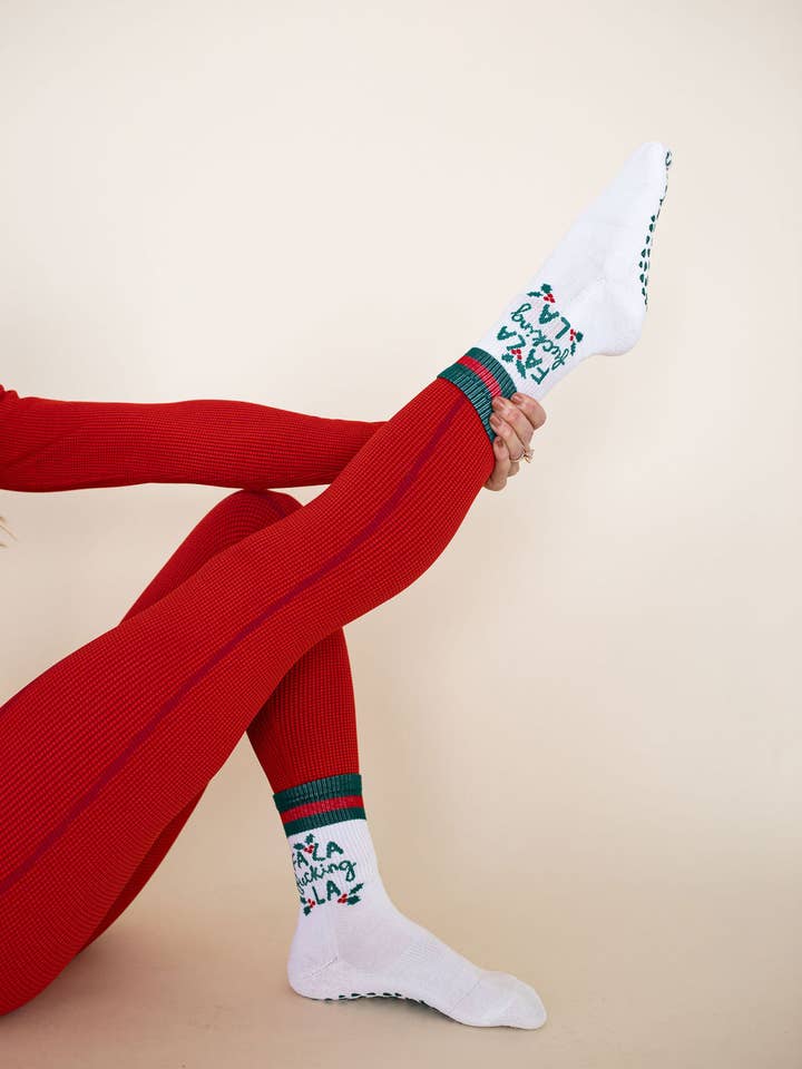 VERKAUF FaLaLa Feiertags-Griffsocken für den Großhandel von Pilates Honey