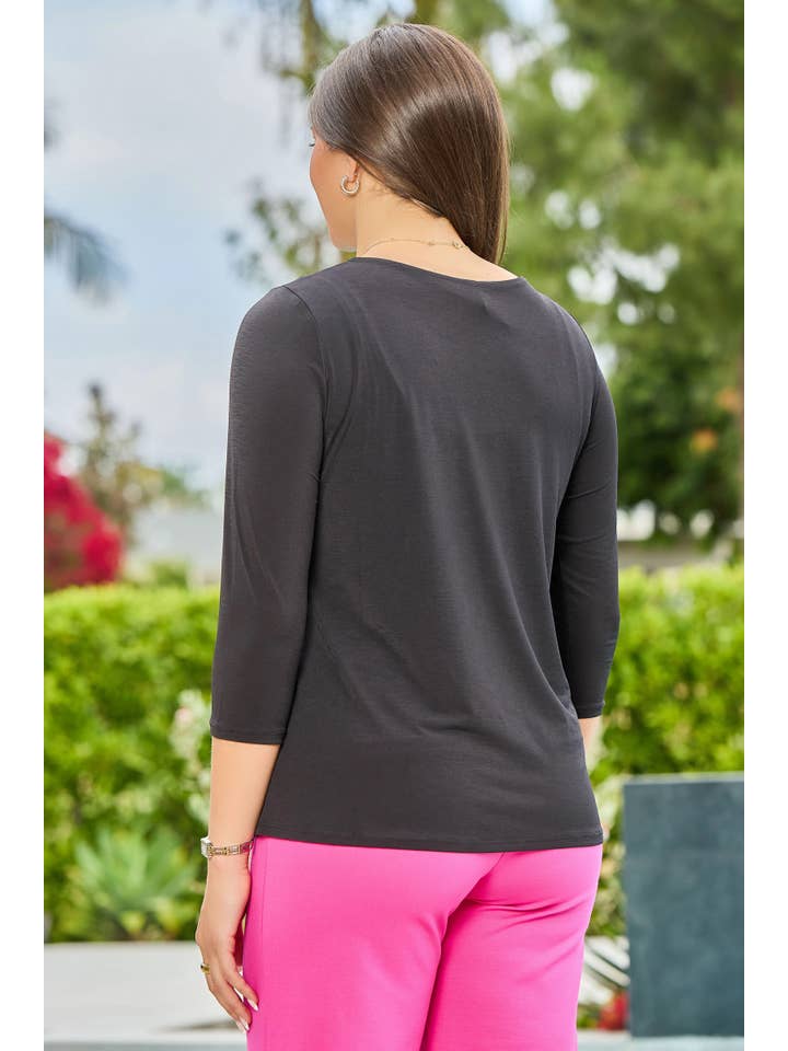 Dear Scarlett - Wholesale Blouse - Women's - Our signature classic round neck CL-ROUND