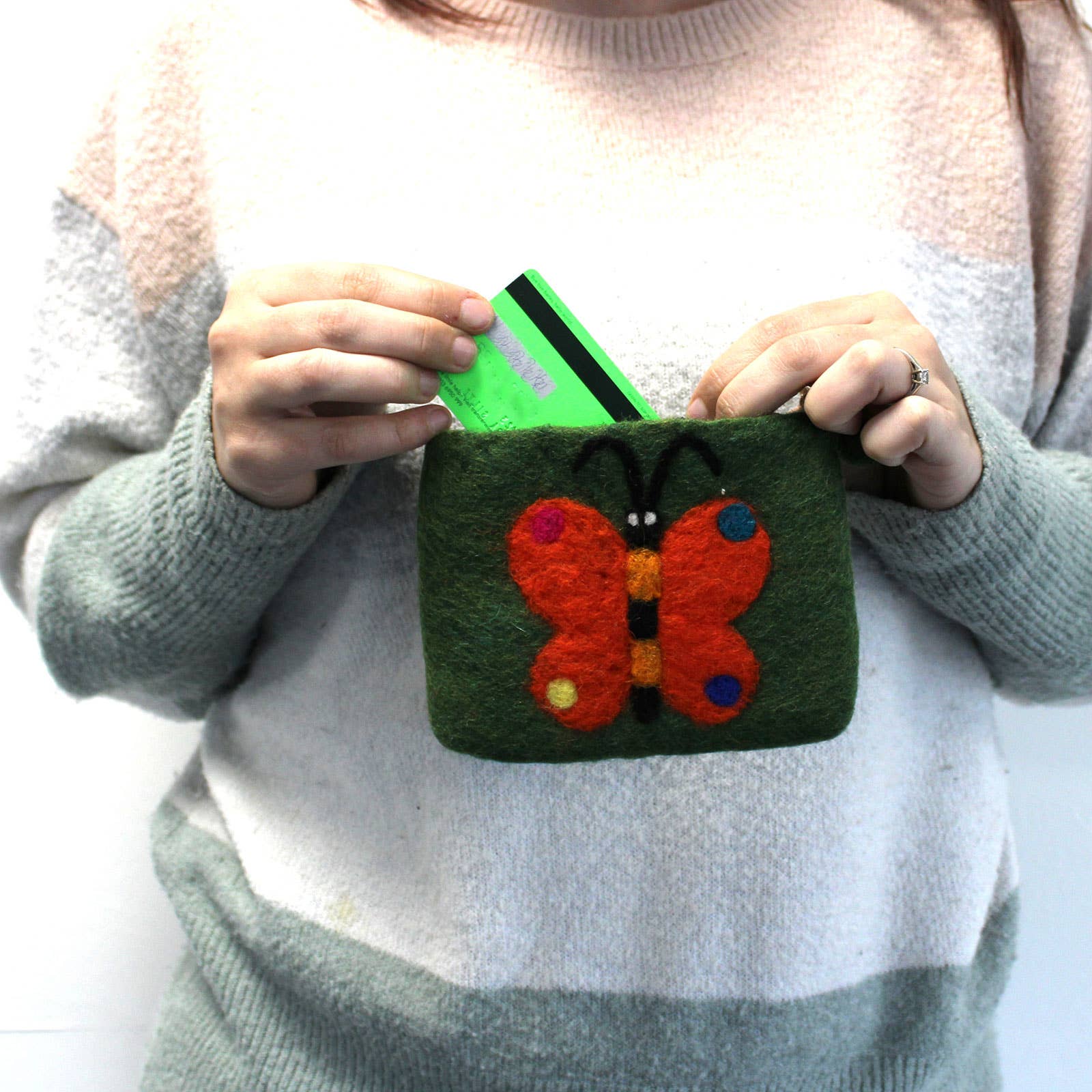 AW Artisan - Wholesale Coin Purse - Unisex - Natural Felt Purse (surt) - Large Butterfly6